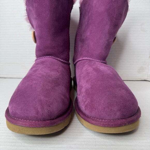 UGG Bailey Button Boot - Picture 4 of 11